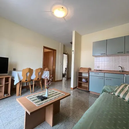 Sonne Apartment *